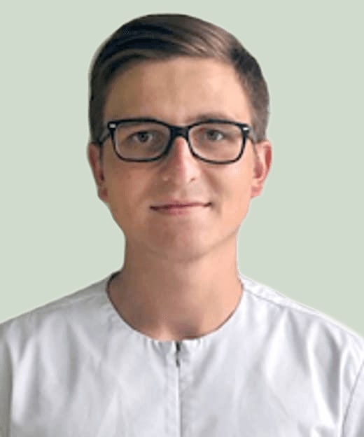 Rokas Aukštakalnis, Gydytojas odontologas, burnos chirurgas